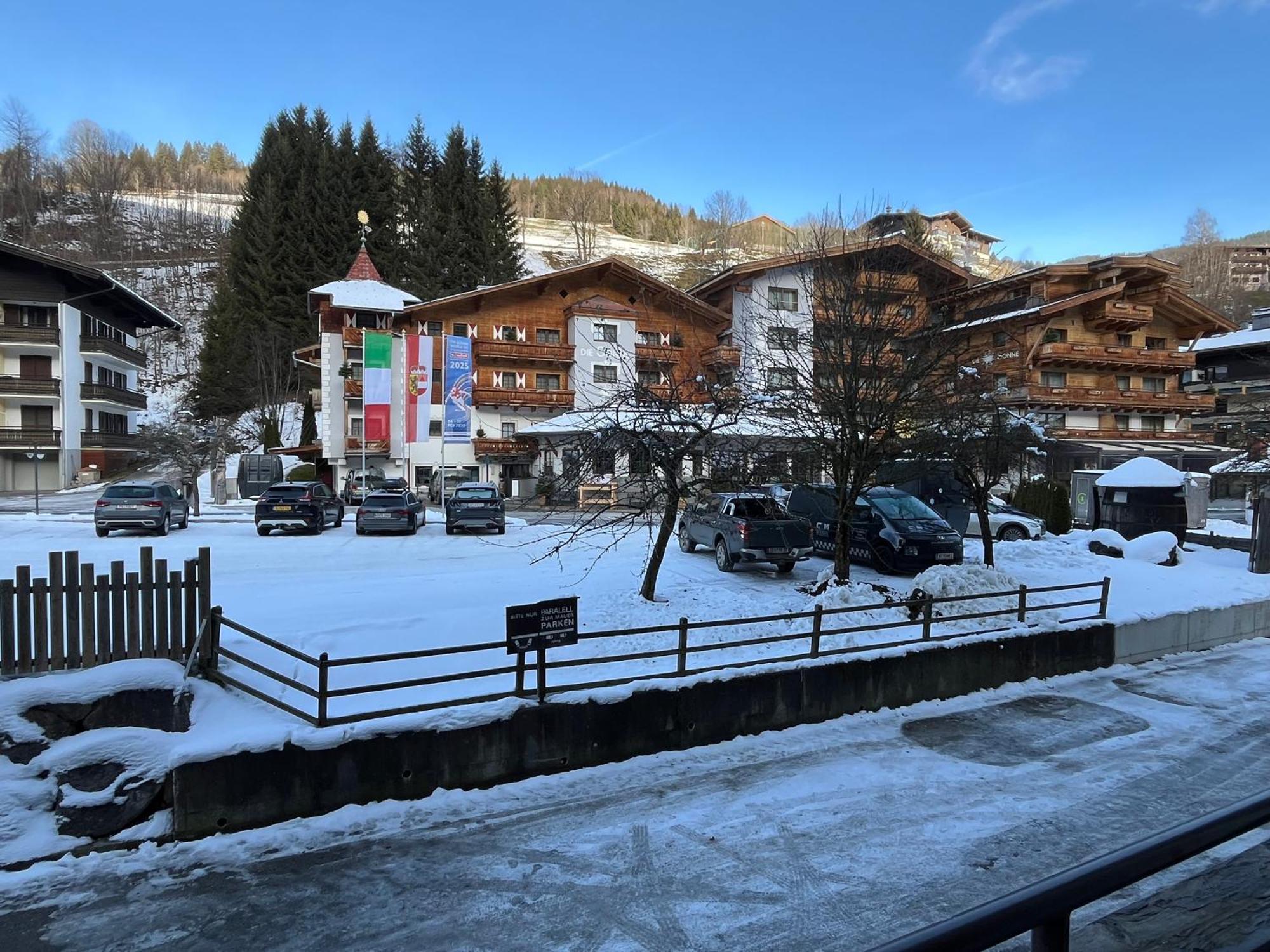 Appartement Comfy Saalbach-Hinterglemm Exterior photo