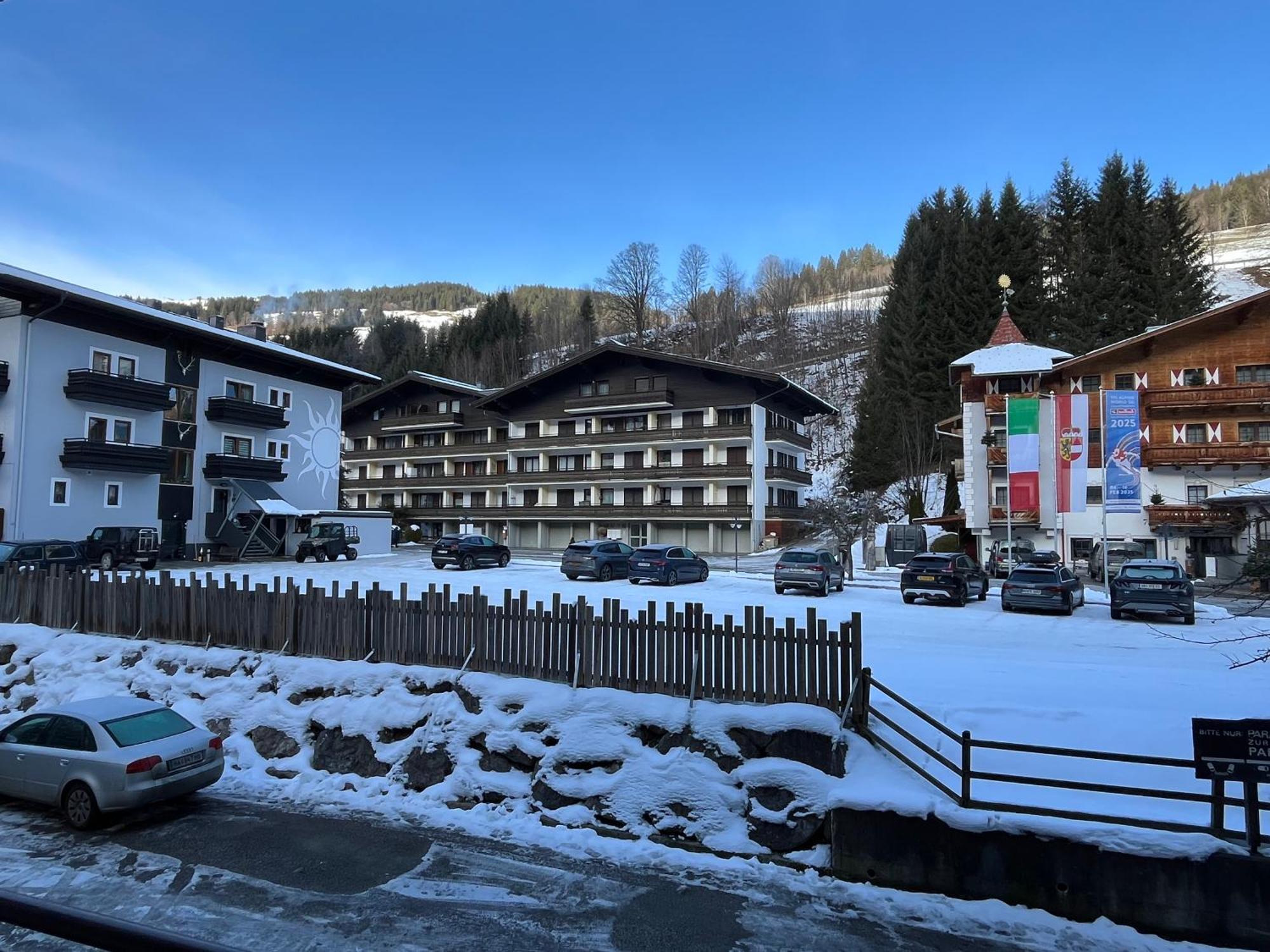 Appartement Comfy Saalbach-Hinterglemm Exterior photo